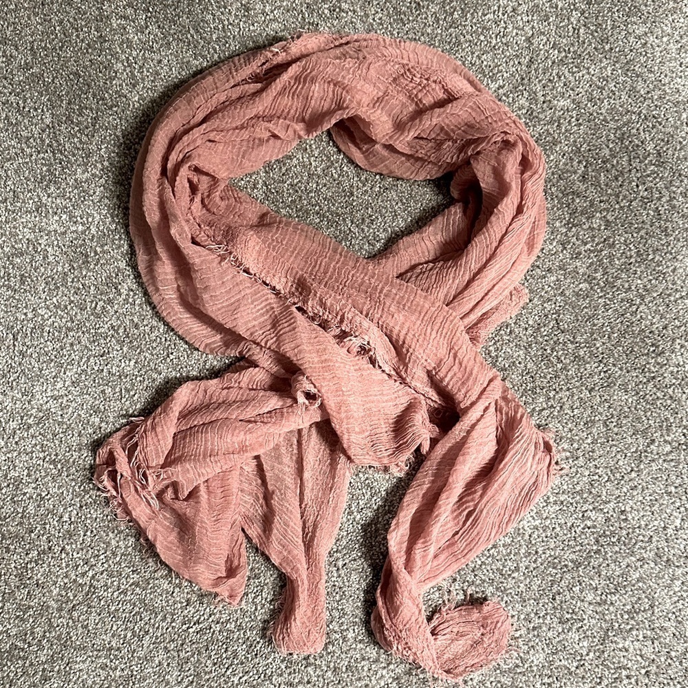 BENCH frayed edge, scarf